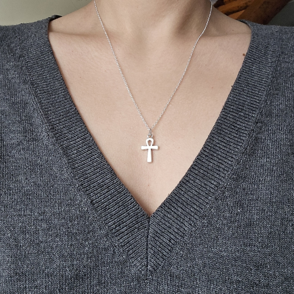 New Dainty Silver Egyptian Ankh Cross Necklace
